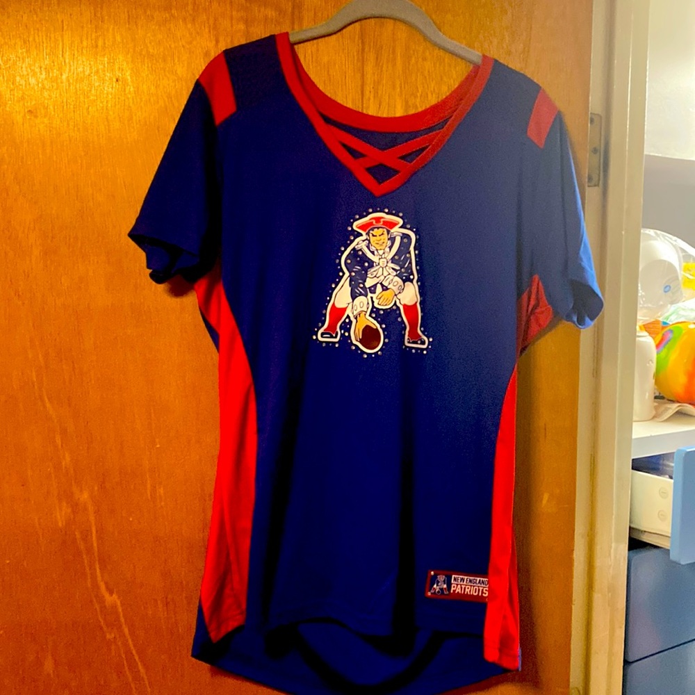 New England Patriots shirt never worn.